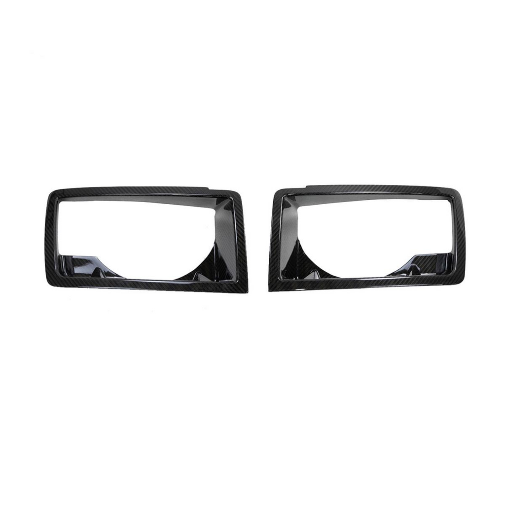 TITANSCHILD – Frontscheinwerfer-Abdeckungen Carbon für Land Rover Defender L663 - Montageansicht
