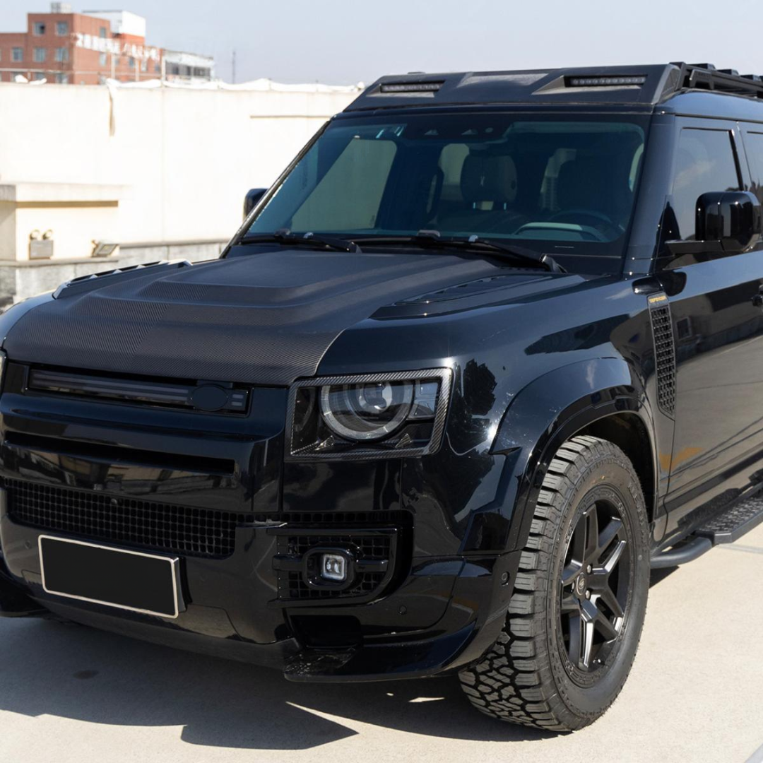 TITANSCHILD – Frontscheinwerfer-Abdeckungen Carbon für Land Rover Defender L663 - Detailansicht