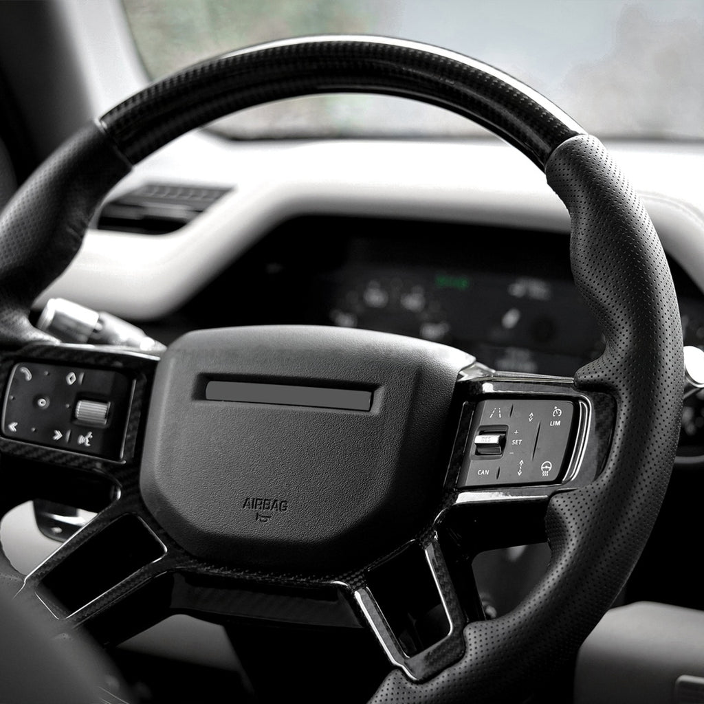 TITANSCHILD – Carbon Lenkradabdeckung für Defender 90/110/130 - Detailansicht