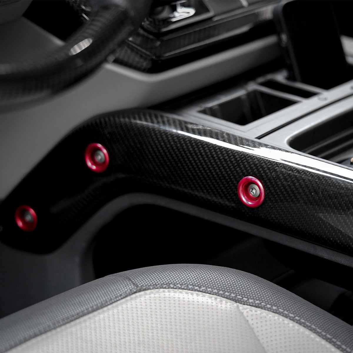 TITANSCHILD – Dashboard Carbon Kit für Defender - Nahaufnahme