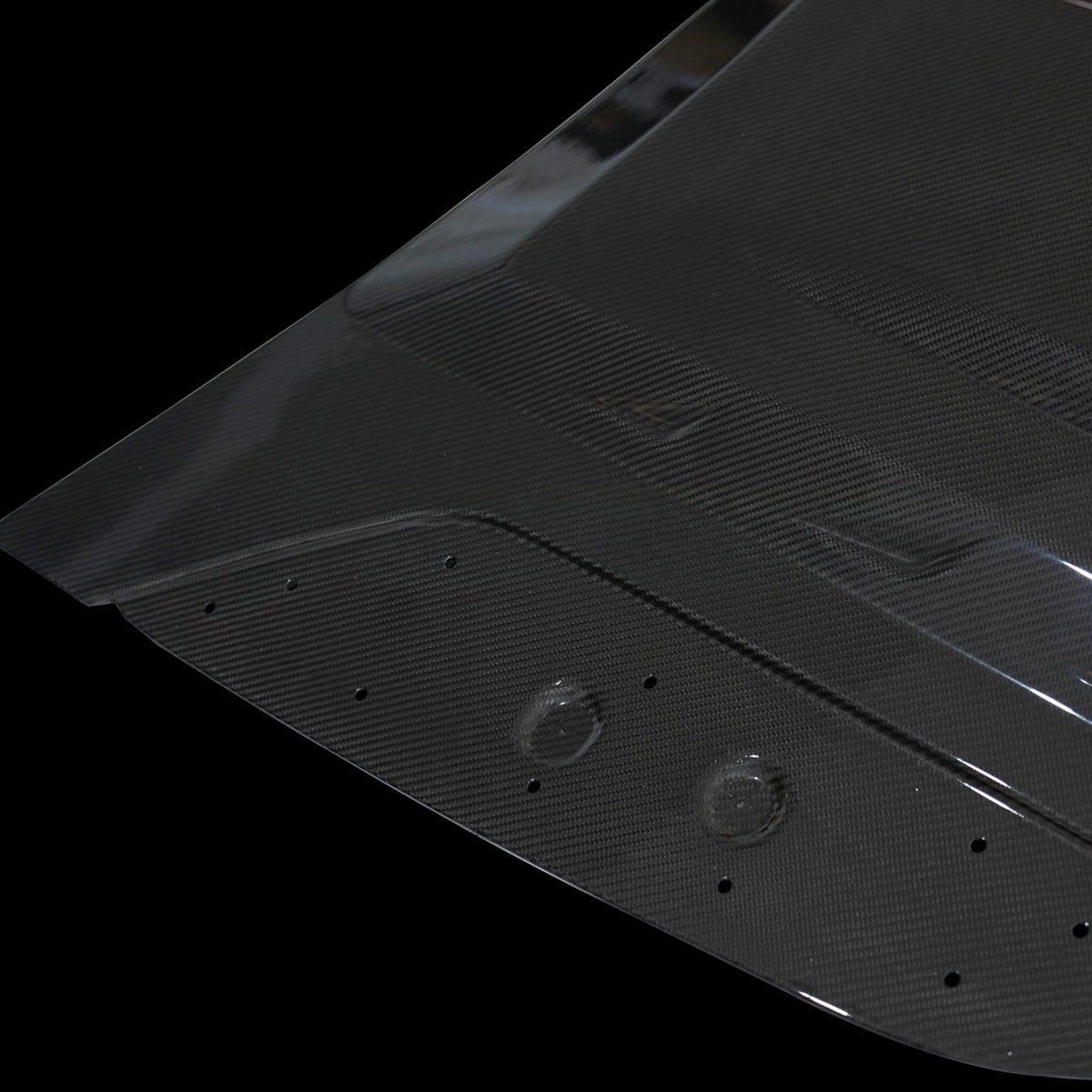 TITANSCHILD – Carbon Sport Motorhaube für Defender 90/110/130 - Weitere Ansicht