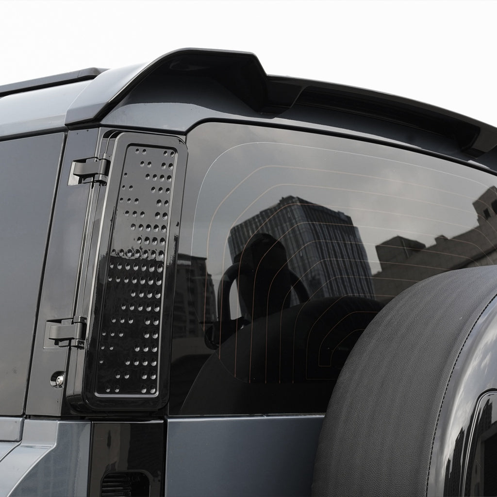 TITANSCHILD – ABS D-Säulen Aufbewahrungsbox für Defender - Nahaufnahme