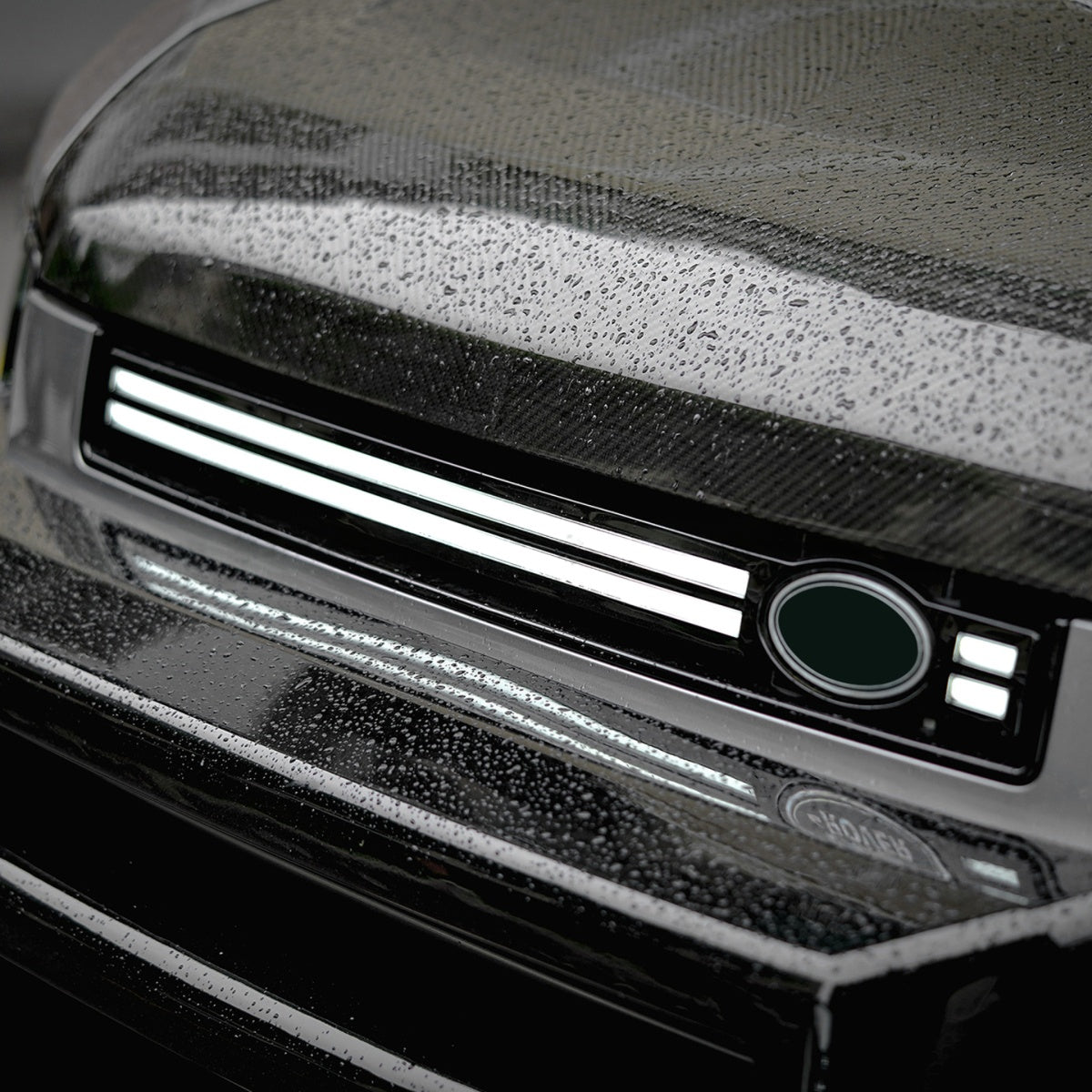 TITANSCHILD – Frontgrill mit LED für Land Rover Defender - Detailansicht