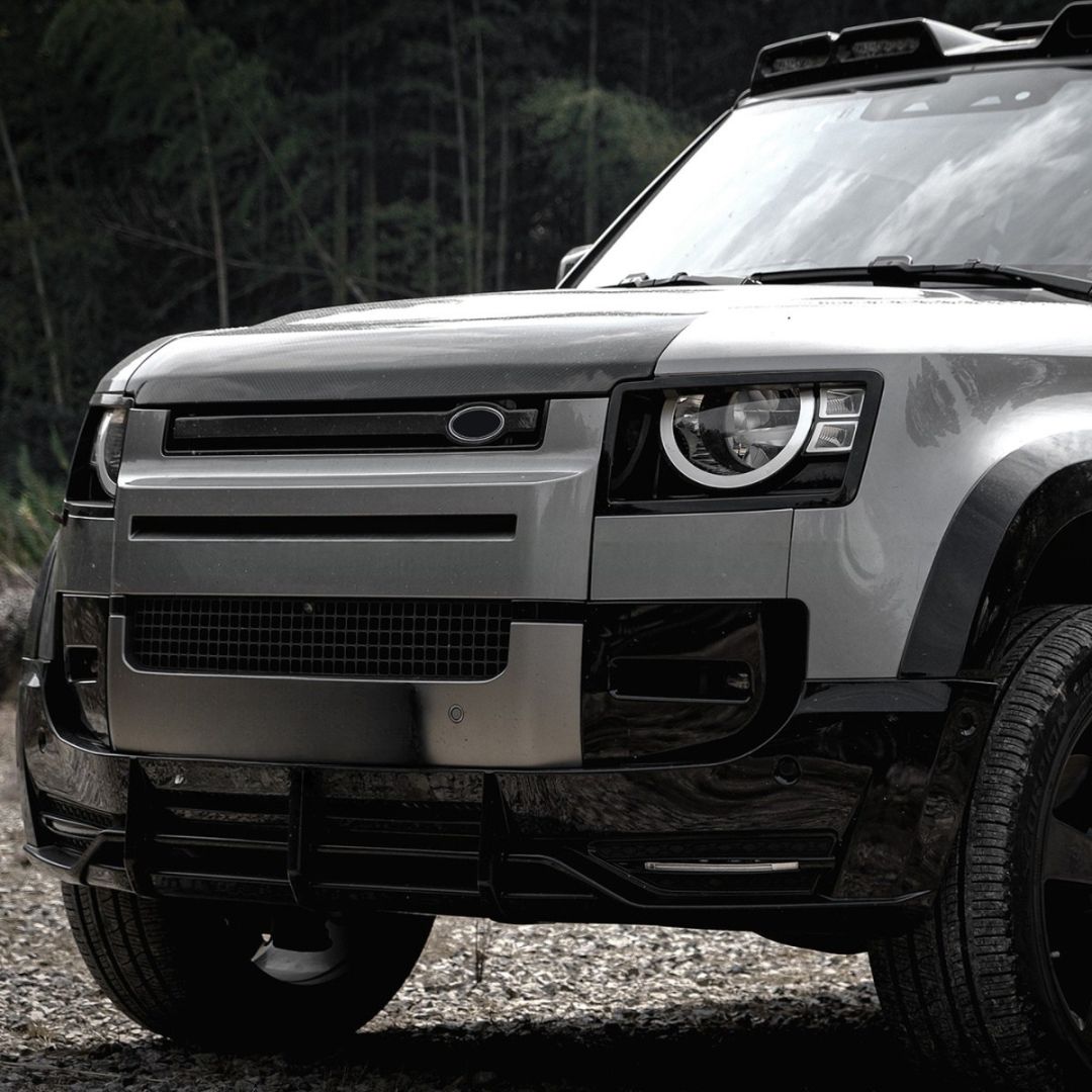 TITANSCHILD – Frontlippe Splitter mit Licht für Defender 90/110/130 - Weitere Ansicht