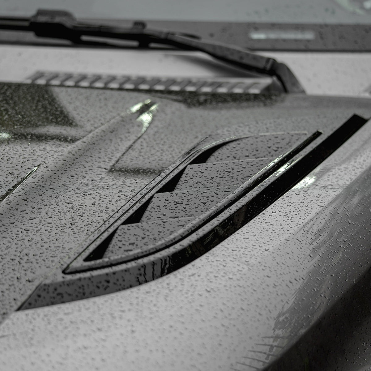 TITANSCHILD – Motorhauben-Lüftung Dry Carbon für Defender 2020 - Detailansicht