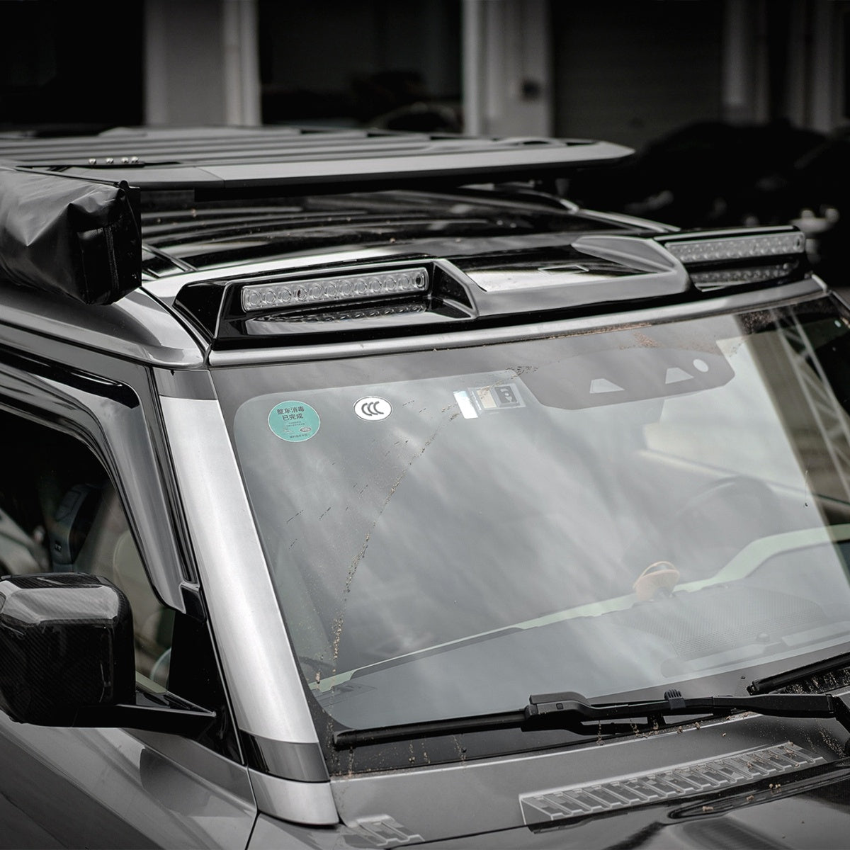 TITANSCHILD – Dachlampe LED Spoiler Light für Defender - Hauptbild