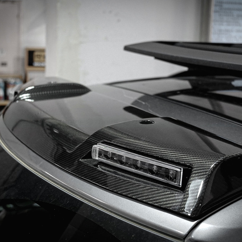 TITANSCHILD – LED Dachspoiler Licht für Defender 110 - Nahaufnahme