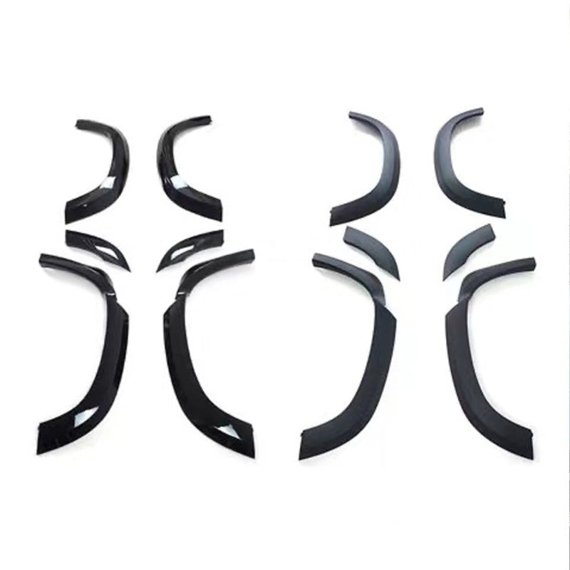 TITANSCHILD – Radlaufverbreiterungen Glanzschwarz für Land Rover Defender 110 - Weitere Ansicht