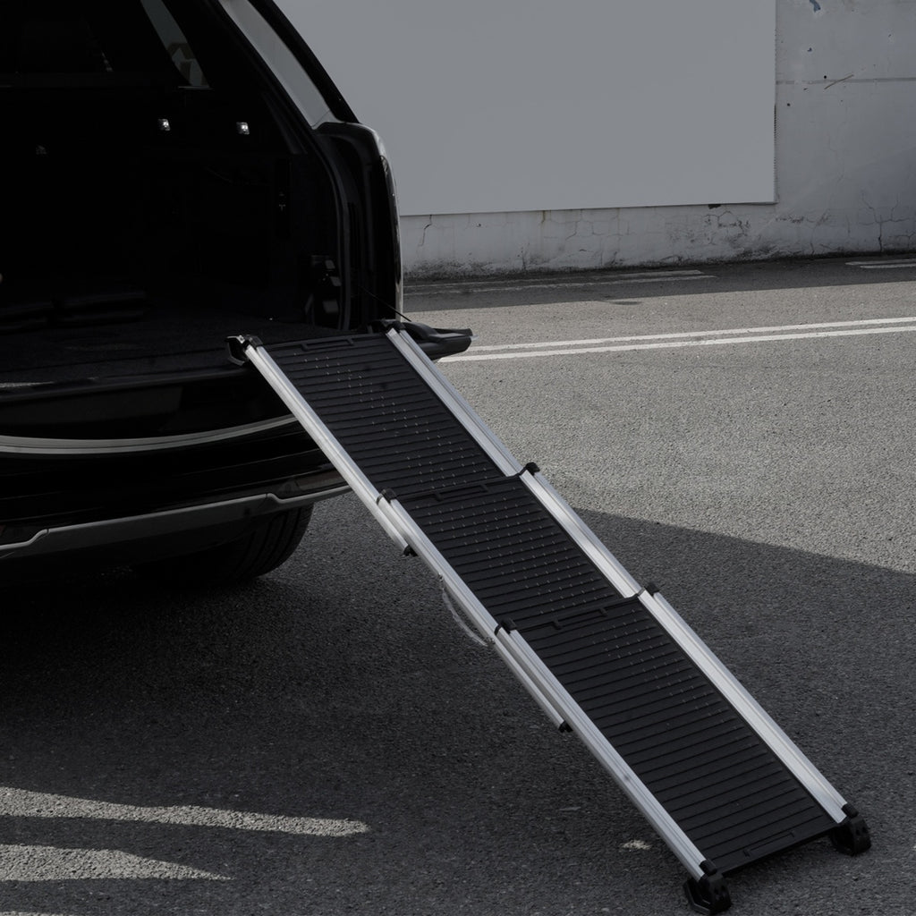 TITANSCHILD – Aluminium-Heckleiter klappbar für Range Rover - Detailansicht