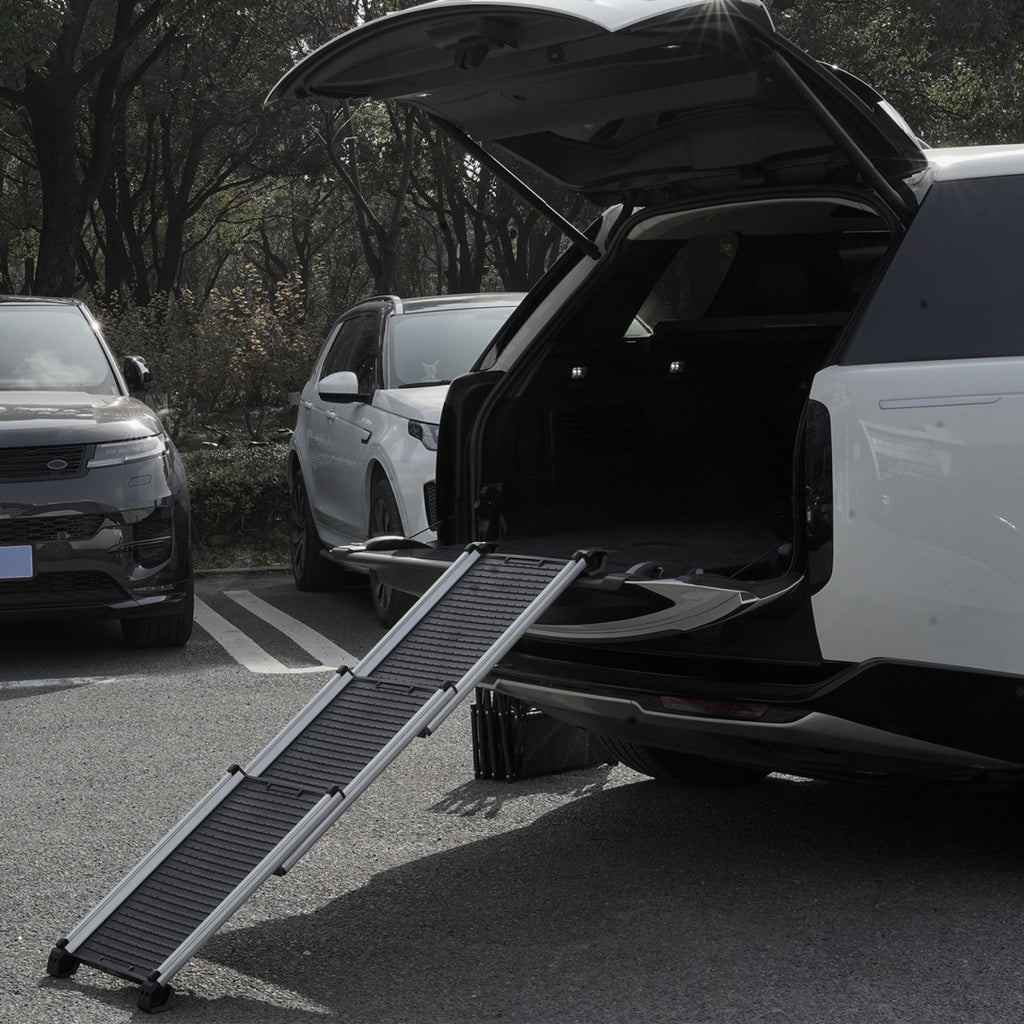 TITANSCHILD – Aluminium-Heckleiter klappbar für Range Rover - Nahaufnahme