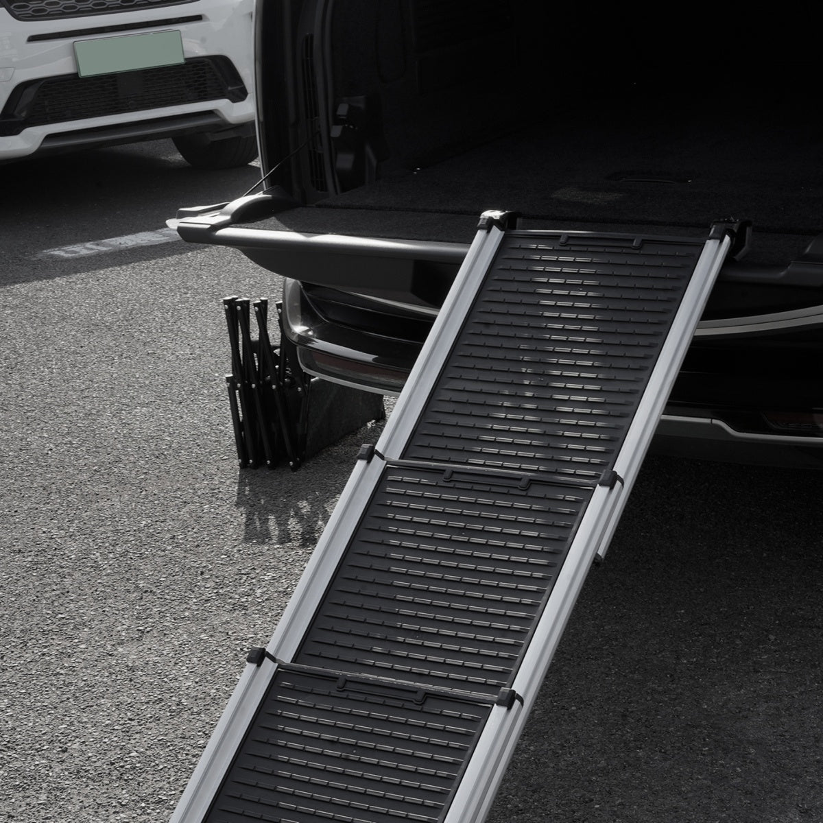 TITANSCHILD – Aluminium-Heckleiter klappbar für Range Rover - Weitere Ansicht