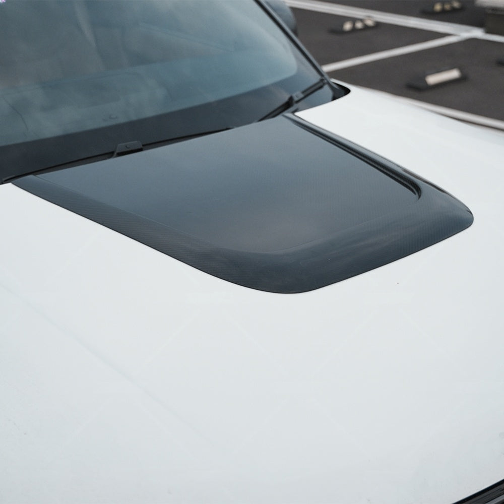 TITANSCHILD - Carbon-Motorhaube für Range Rover - Seitenansicht