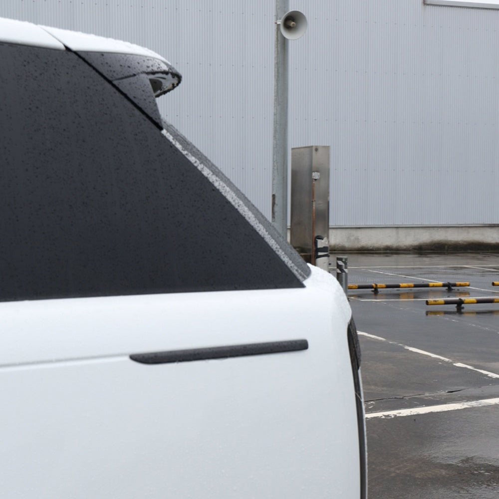 TITANSCHILD – Carbon-Heckkotflügel Zierleisten für Range Rover - Seitenansicht