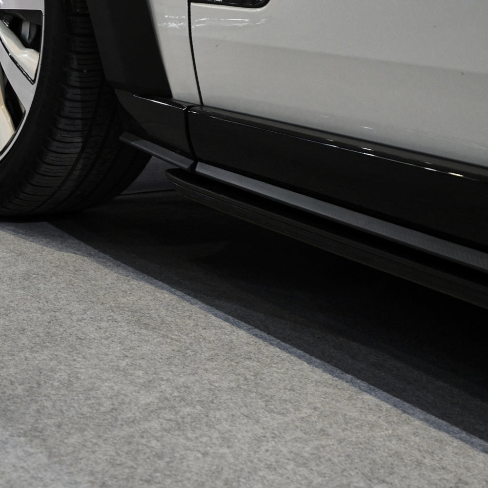 TITANSCHILD – Carbon-Seitenschweller für Range Rover - Detailansicht