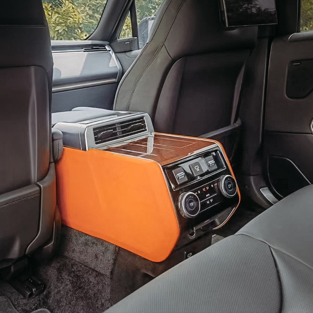 TITANSCHILD – Multifunktionales Klapptablett für Range Rover - Detailansicht