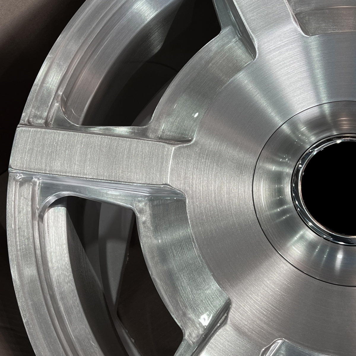 TITANSCHILD – Felgen Demon ab 20 Zoll für Range Rover - Seitenansicht