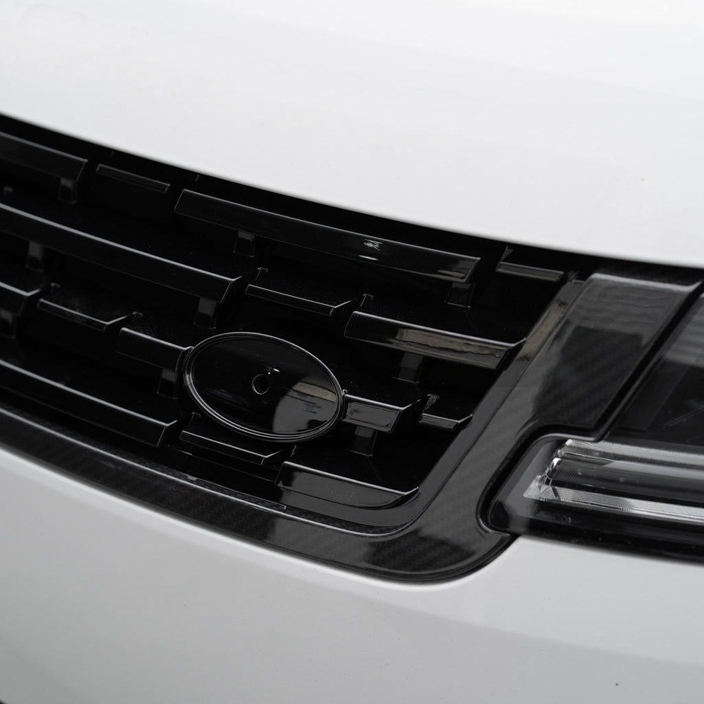TITANSCHILD – Carbon Kühlergrill Blende für Range Rover Sport - Seitenansicht