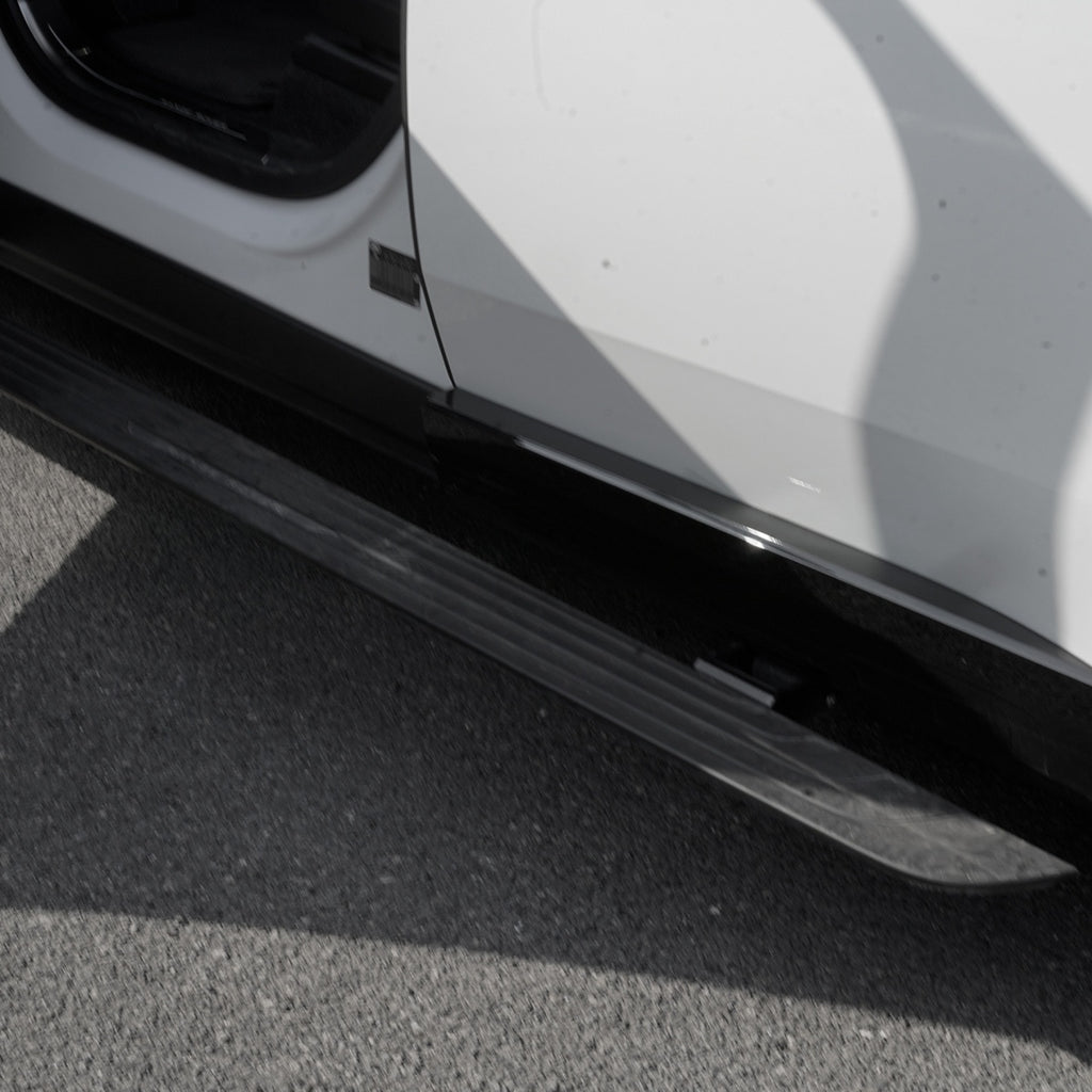 TITANSCHILD – Elektrische Seitentritte für Range Rover Sport - Detailansicht