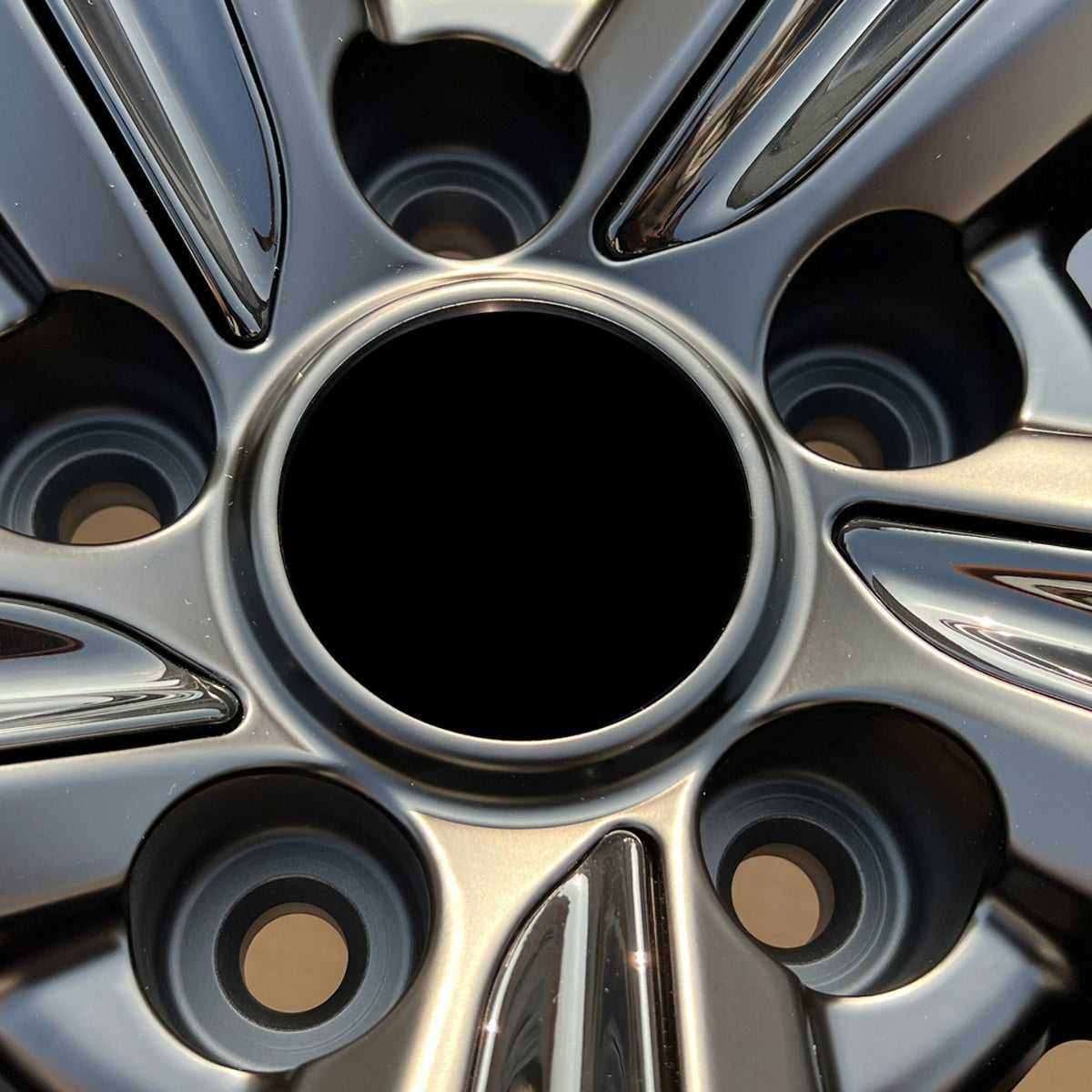 TITANSCHILD – Aluna Felgen ab 21 Zoll für Range Rover Sport - Nahaufnahme