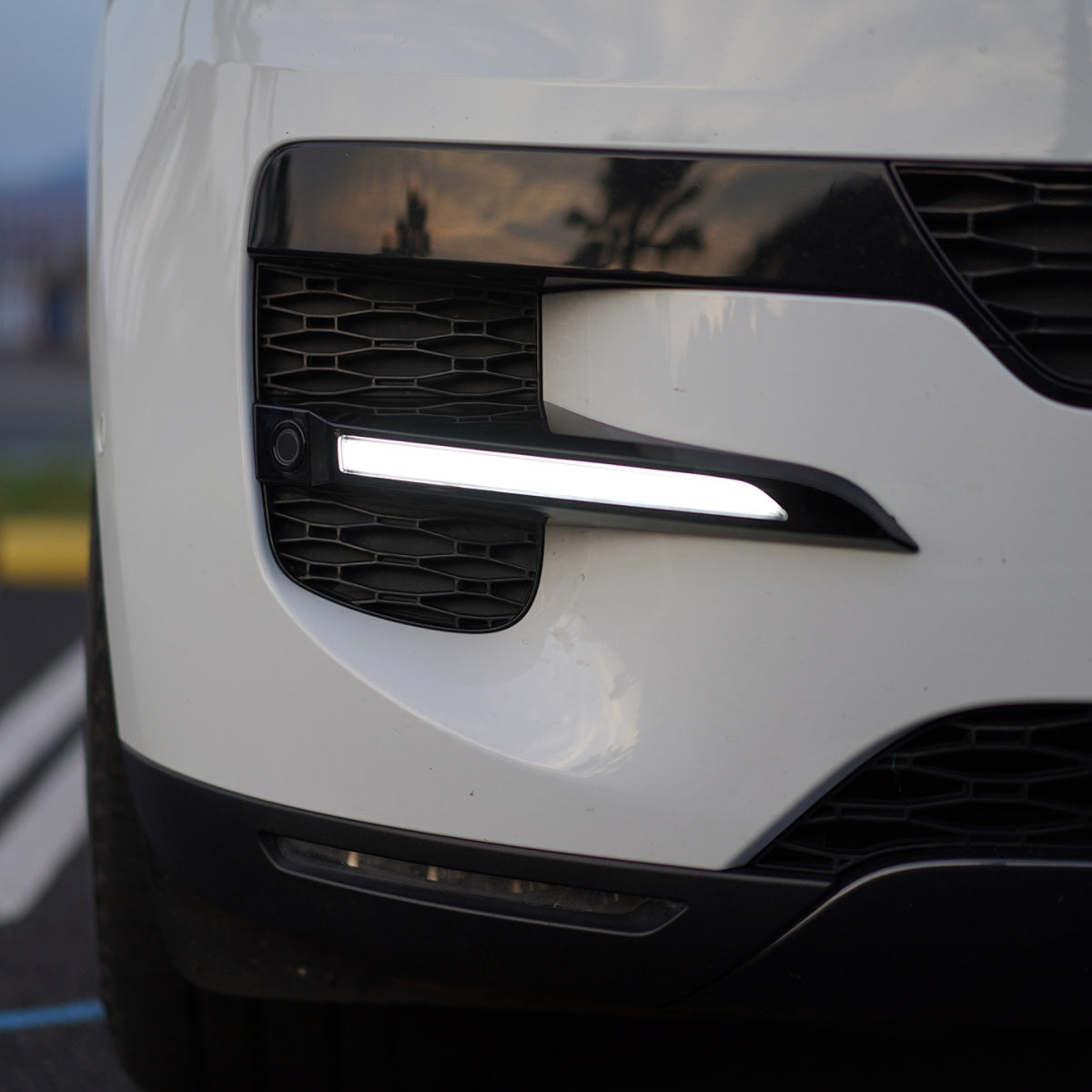 TITANSCHILD – Tagfahrlicht LED für Range Rover Sport - Seitenansicht