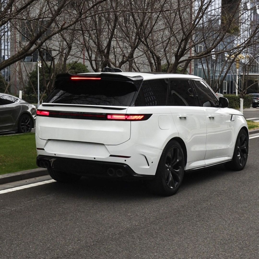 TITANSCHILD – LED Waben Durchgehende Rückleuchten für Range Rover Sport - Seitenansicht