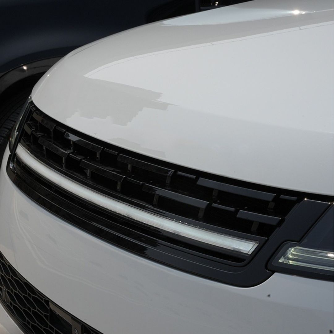 TITANSCHILD – LED Front-Kühlergrill für Range Rover Sport - Detailansicht